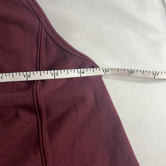 Lululemon Maroon top with twist in back - Picture 5 of 5